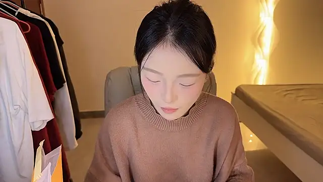 Robin-o3 online show from 12, 10, 2025