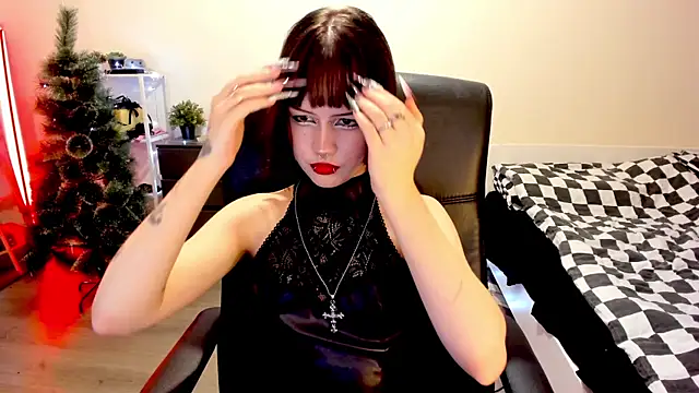 LiyaLuna online show from 17, 12, 2025