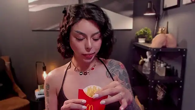 LUNACOCKSLAYER online show from 5, 10, 2025