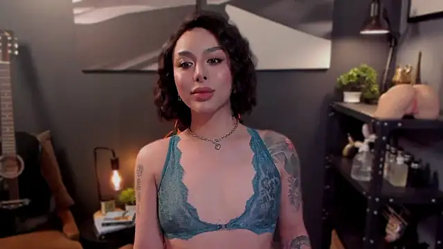 LUNACOCKSLAYER online show from 5, 10, 2025