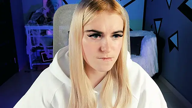 Stef Nicks online show from 28, 10, 2025