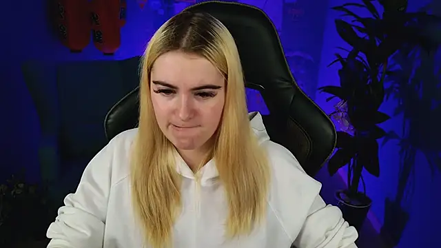 Stef Nicks online show from 10, 10, 2025