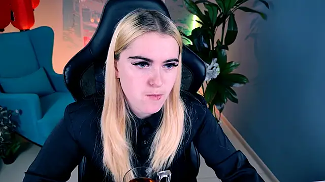 Stef Nicks online show from 19, 9, 2025