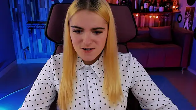 Stef Nicks online show from 9, 9, 2025