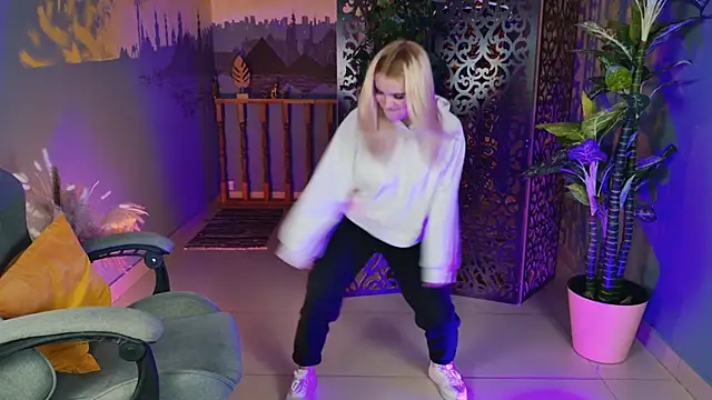 Stef Nicks online show from 8, 11, 2025