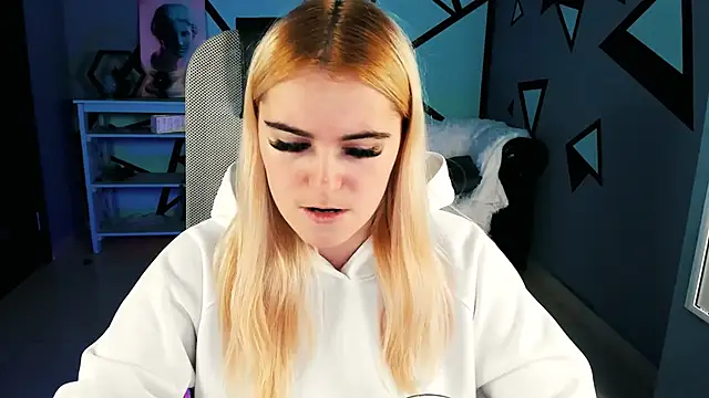 Stef Nicks online show from 9, 11, 2025