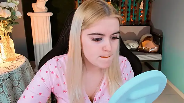 Stef Nicks online show from 24, 2, 2026