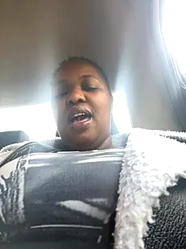 SEXYBOOBS21D online show from 8, 11, 2025