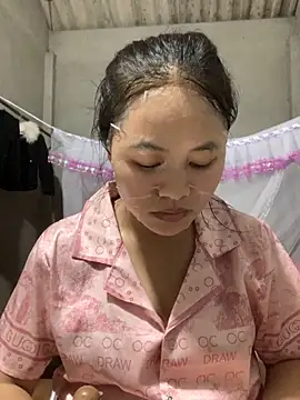 NhuFox online show from 2, 10, 2025