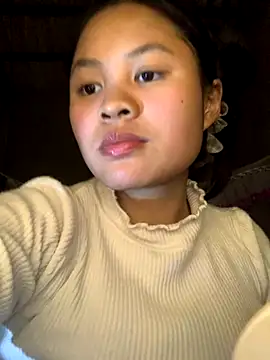 NhuFox online show from 3, 12, 2025