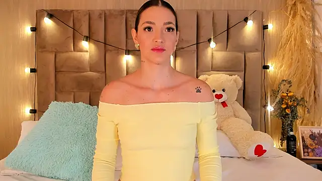 ClaradelMar online show from 12, 2, 2026