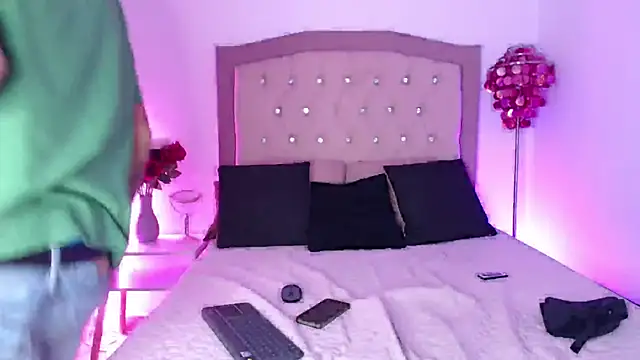 AmelieAndAce online show from 22, 9, 2025