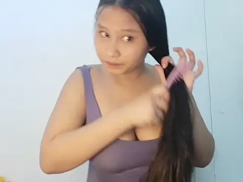 wildasianbigboobs online show from 1, 10, 2025