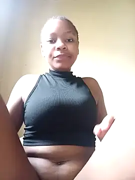 Snapshot of YourHunxxx chatting on 24, 10, 2025 YourHunxxx online show from 24, 10, 2025