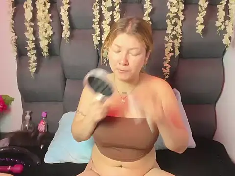 JuliettaRousse69 online show from 13, 11, 2025