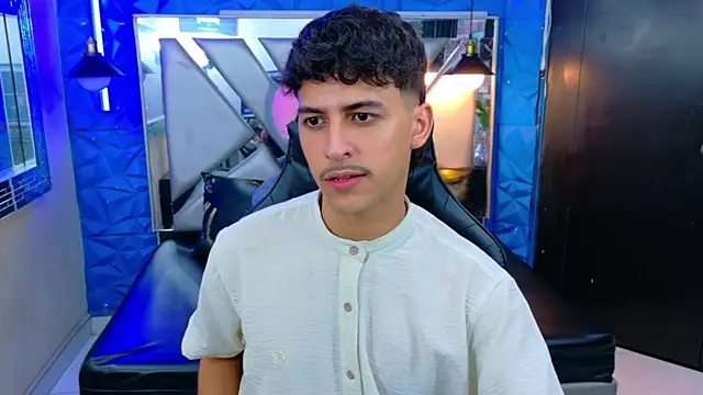 Snapshot of Alan_Del_Reyx chatting on 27, 9, 2025 Alan Del Reyx online show from 27, 9, 2025