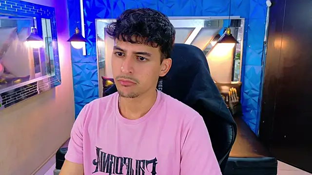 Snapshot of Alan_Del_Reyx chatting on 21, 9, 2025 Alan Del Reyx online show from 21, 9, 2025