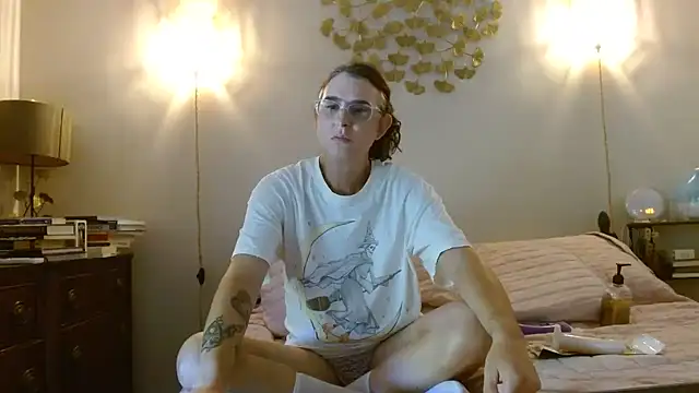 cindwyWow online show from 8, 10, 2025