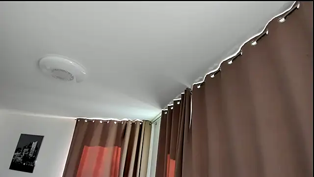 Natascha-Hill online show from 8, 3, 2025