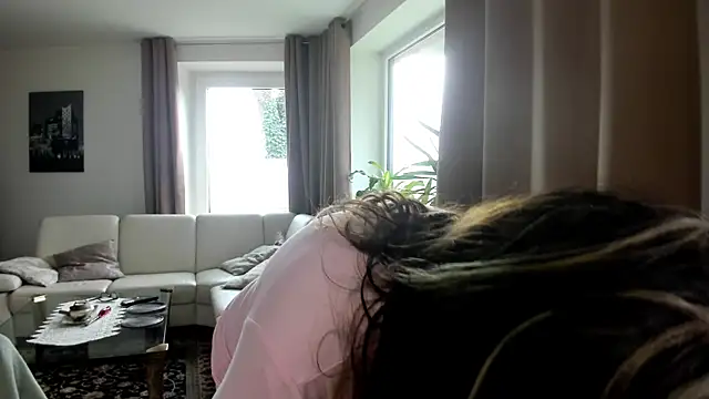 Natascha-Hill online show from 26, 2, 2025