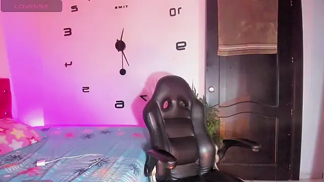 Lady Dirty444 online show from 19, 9, 2025