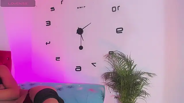 Lady Dirty444 online show from 17, 9, 2025