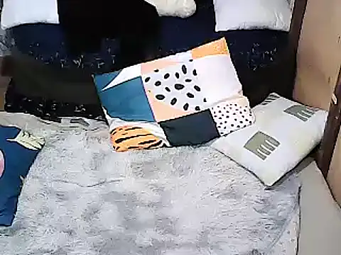 xxhottinybabe online show from 10, 10, 2025