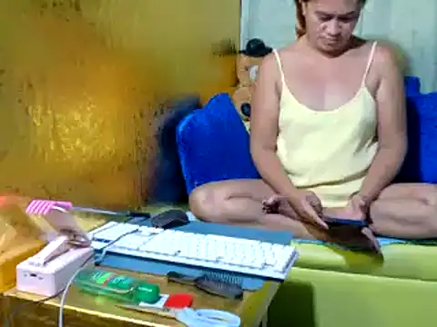 xxloveheart online show from 10, 4, 2026