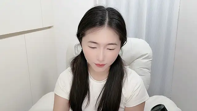 Rosalind xixi online show from 7, 7, 2026