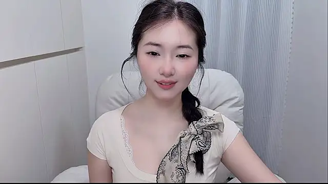 Rosalind xixi online show from 19, 6, 2026