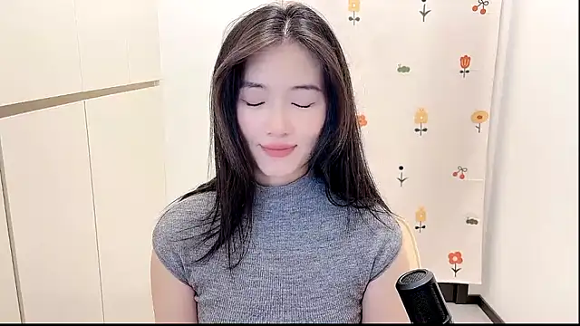 Rosalind xixi online show from 2, 10, 2025