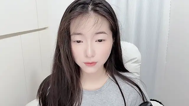 Rosalind xixi online show from 5, 7, 2026