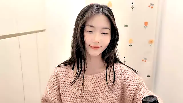 Rosalind xixi online show from 9, 11, 2025