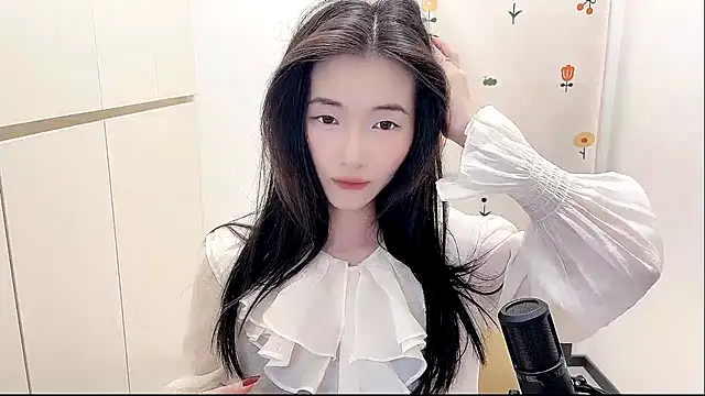 Rosalind xixi online show from 8, 10, 2025