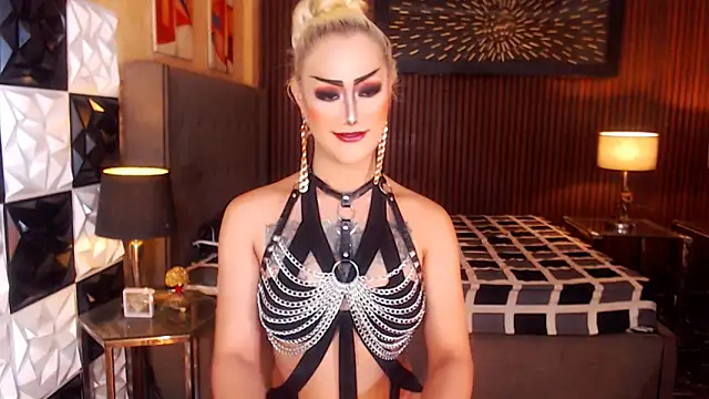 HorseCockDivine online show from 28, 2, 2026