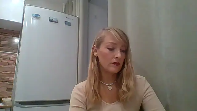 Snapshot of Vexxaa chatting on 22, 11, 2025 Vexxaa online show from 22, 11, 2025