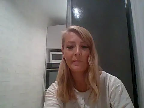 Snapshot of Vexxaa chatting on 23, 10, 2025 Vexxaa online show from 23, 10, 2025