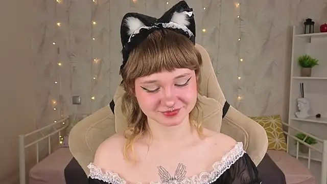 Tori Cutie online show from 2, 6, 2026