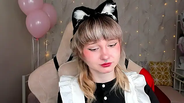 Tori Cutie online show from 4, 4, 2026