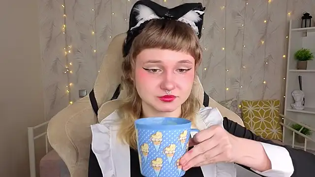 Tori Cutie online show from 5, 5, 2026