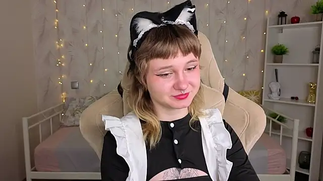 Tori Cutie online show from 3, 5, 2026
