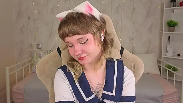 Tori Cutie online show from 30, 5, 2026