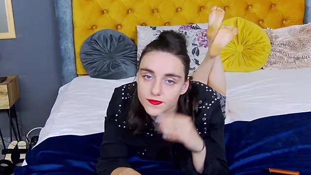 Jessica White  online show from 15, 9, 2025