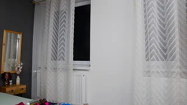 Jessica White  online show from 29, 9, 2025