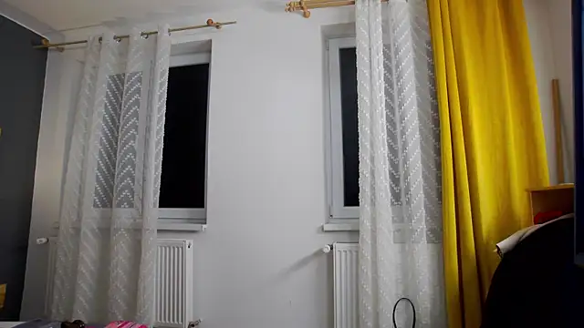 Jessica White  online show from 12, 11, 2025