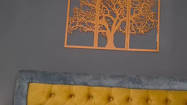 Jessica White  online show from 13, 2, 2026