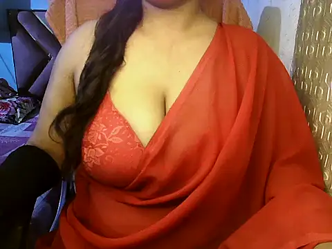 Snapshot of Siya_Akhor chatting on 9, 7, 2026 Siya Akhor online show from 9, 7, 2026