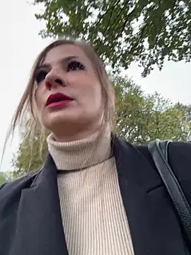 Snapshot of IsabellaEtha chatting on 16, 10, 2025 IsabellaEtha online show from 16, 10, 2025