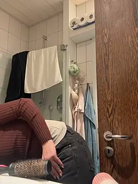 Snapshot of IsabellaEtha chatting on 17, 12, 2025 IsabellaEtha online show from 17, 12, 2025