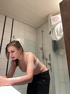 Snapshot of IsabellaEtha chatting on 19, 9, 2025 IsabellaEtha online show from 19, 9, 2025